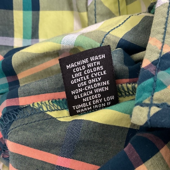 BKE Men's Short Sleeve Green/Orange/White Plaid Shirt Standard Fit Size M - Picture 9 of 12